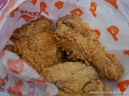 【食記】香港大力水手炸雞 Popeyes Chicken & Biscuits Louusuana Kitchen @香港赤鱲角國際機場 : 不放過久的話味道相信會比較好...>< 下午茶 區域 午餐 早餐 晚餐 炸雞 美式 速食 飲食/食記/吃吃喝喝 香港(Hong Kong) 
