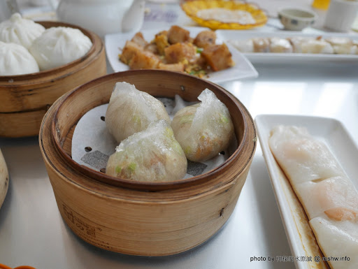 【食記】香港聯邦皇宮東涌店 Federal Palace@地鐵東涌站-東薈城名店倉 : 發現鼎泰豐的秘密? 口味不差, 但服務實在是不敢恭維 中式 包子類 區域 午餐 合菜 捷運美食MRT&BRT 早餐 晚餐 東湧 海鮮 港式 粥&稀飯 飲食/食記/吃吃喝喝 香港(Hong Kong) 