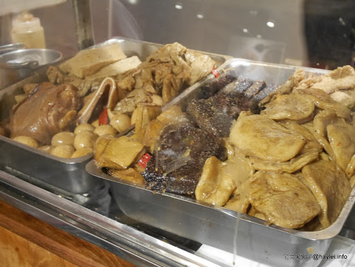 雙月食品社 養生美食台大醫院 湯清味美，料多到滿出來的捷運善導寺站附近的平價藥膳溫補首選！非凡電視推薦！外帶去探病或回家吃都很棒～超推麻油雞麵線、虱目魚肚蛤蜊雞湯、各式滷透透滷味跟肥嫩美味鮮蚵！ 中式料理 保養品分享 健康養身 飲食集錦 