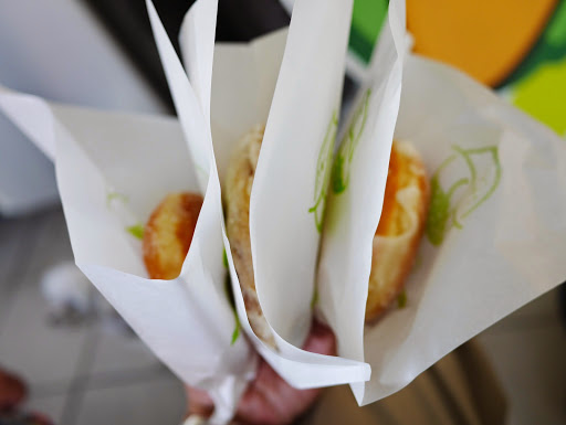 【食記】台中Siang Ning Beike Lemon Donuts 香檸貝克甜甜圈專賣店@南屯萬和宮 : 季節水果新鮮更對味? 烤的甜甜圈等你來體驗 下午茶 區域 午餐 南屯區 台中市 晚餐 甜點 糕餅烘培 蛋糕 輕食 飲食/食記/吃吃喝喝 