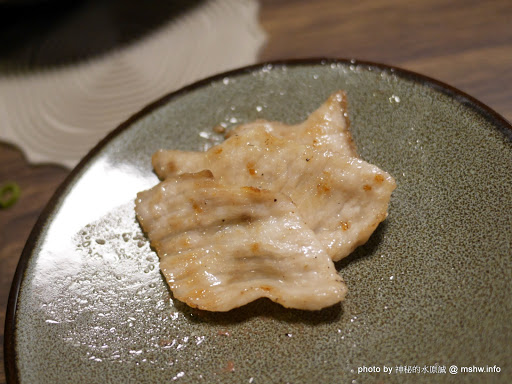 【食記】台中Iwate 岩手日式炭火燒肉@南屯公益路燒肉-捷運MRT溝仔墘 : 全程桌邊服務,肉質與技術兼具的巷弄美味 區域 南屯區 台中市 和牛 宵夜 居酒屋 捷運美食MRT&BRT 日式 晚餐 燒烤/燒肉 飲食/食記/吃吃喝喝 