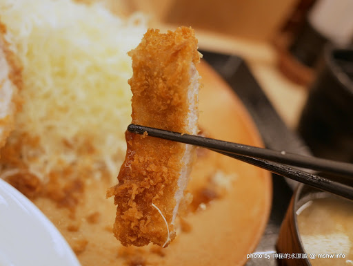 【食記】台北KATSUYA かつや 吉豚屋-HOYII北車站@中正-捷運MRT台北車站 : 美味平價,口感實在的日式炸豬排 中正區 區域 午餐 台北市 定食 捷運美食MRT&BRT 日式 晚餐 蓋飯/丼飯 豬排 飲食/食記/吃吃喝喝 