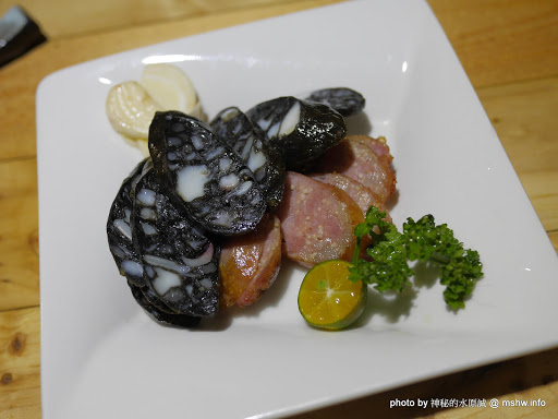 【食記】台中澤多海鮮燒烤板屋Sawata@西區英才公園-捷運BRT中正國小 : 口味一定, 質感路線日式燒烤居酒屋 串燒 區域 台中市 宵夜 居酒屋 捷運美食MRT&BRT 日式 晚餐 海鮮 火鍋/鍋物 燒烤/燒肉 西區 酒類 飲食/食記/吃吃喝喝 