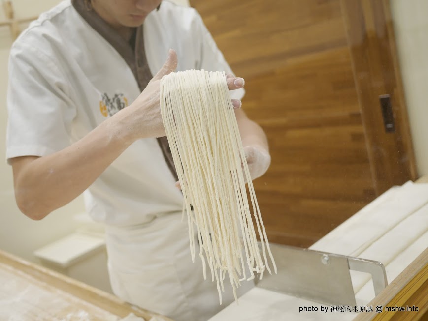 【食記】台中Xiong Fu Udon 熊富手打烏龍麵-台中店@西屯秋紅谷-捷運BRT秋紅谷 : 清爽順口Q彈有勁的美味冷麵, 炸物與小菜也不含糊,來自嘉義的日式手作料理 區域 午餐 台中市 定食 捷運美食MRT&BRT 日式 晚餐 炸雞 烏龍麵 西屯區 豬排 雞排 飲食/食記/吃吃喝喝 麵食類 