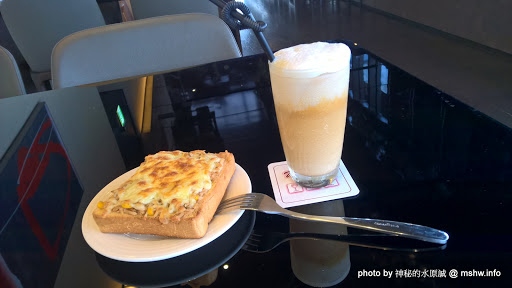 【食記】台中鼎盛Sky Lounge Bar@西屯老虎城&鼎盛BHW Roof 37-捷運BRT秋紅谷 : 環境舒適,餐點美味平實,不同取向的頂餐廳... 下午茶 區域 午餐 台中市 咖啡簡餐 捷運美食MRT&BRT 早餐 甜點 西屯區 西式 輕食 飲食/食記/吃吃喝喝 
