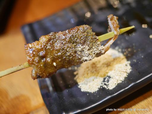 【食記】台中店小二串燒vs燒肉&異國料理(忠明店) BBQ&Cuisine&Beers@西區向上市場&開原橋 : 大隱隱於市, 口味實在真功夫, 晚餐時段也能心滿意足!! 中式 串燒 區域 台中市 台式 合菜 宵夜 小吃 居酒屋 川菜 日式 晚餐 泰式 漢堡 烤雞 無國界 燒烤/燒肉 蒙古料理 西區 韓式 飲食/食記/吃吃喝喝 鴨肉 