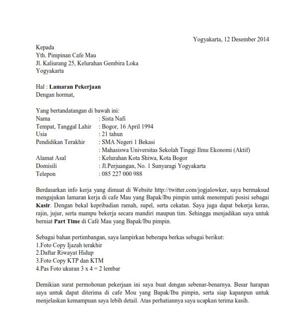 Contoh surat lamaran kerja di rumah makan ayam geprek Contoh Surat Lamaran Kerja di Cafe adalah contoh lamaran pekerjaan terbaru yang akan admin bagikan siang ini untuk anda yang ingin melamar pekerjaan di sebuah Cafe atau Restoran.