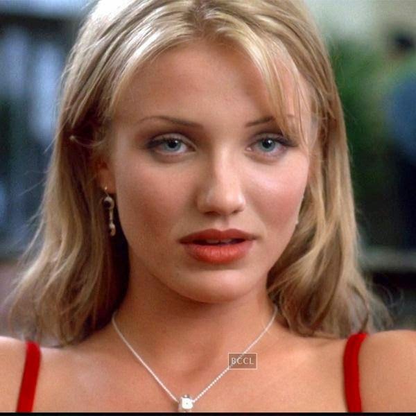 Cameron Diaz Looking Stunning In The Mask In 1994 Cameron Diaz Cameron Diaz The Mask Cameron Diaz Young