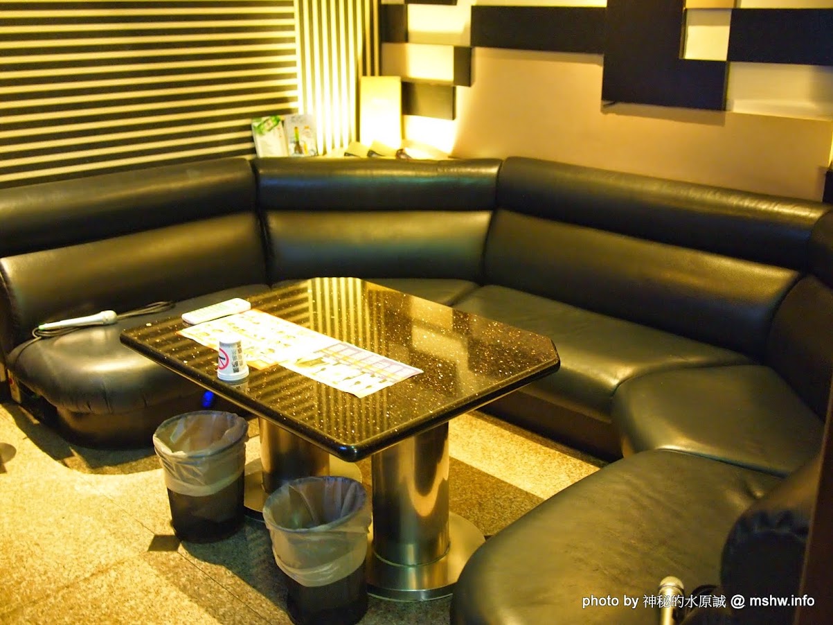 【景點】台中YES KTV 凱悅視聽歌城中港店@西區捷運BRT茄苳腳 : 環境舒適,菜色好吃,便宜又實惠的唱歌聚會優質選擇! 中式 區域 午餐 台中市 台式 合菜 嗜好 好康 娛樂 宵夜 捷運周邊 捷運美食MRT&BRT 新聞與政治 旅行 早餐 晚餐 景點 西區 試吃試用業配文 酒類 飲食/食記/吃吃喝喝 