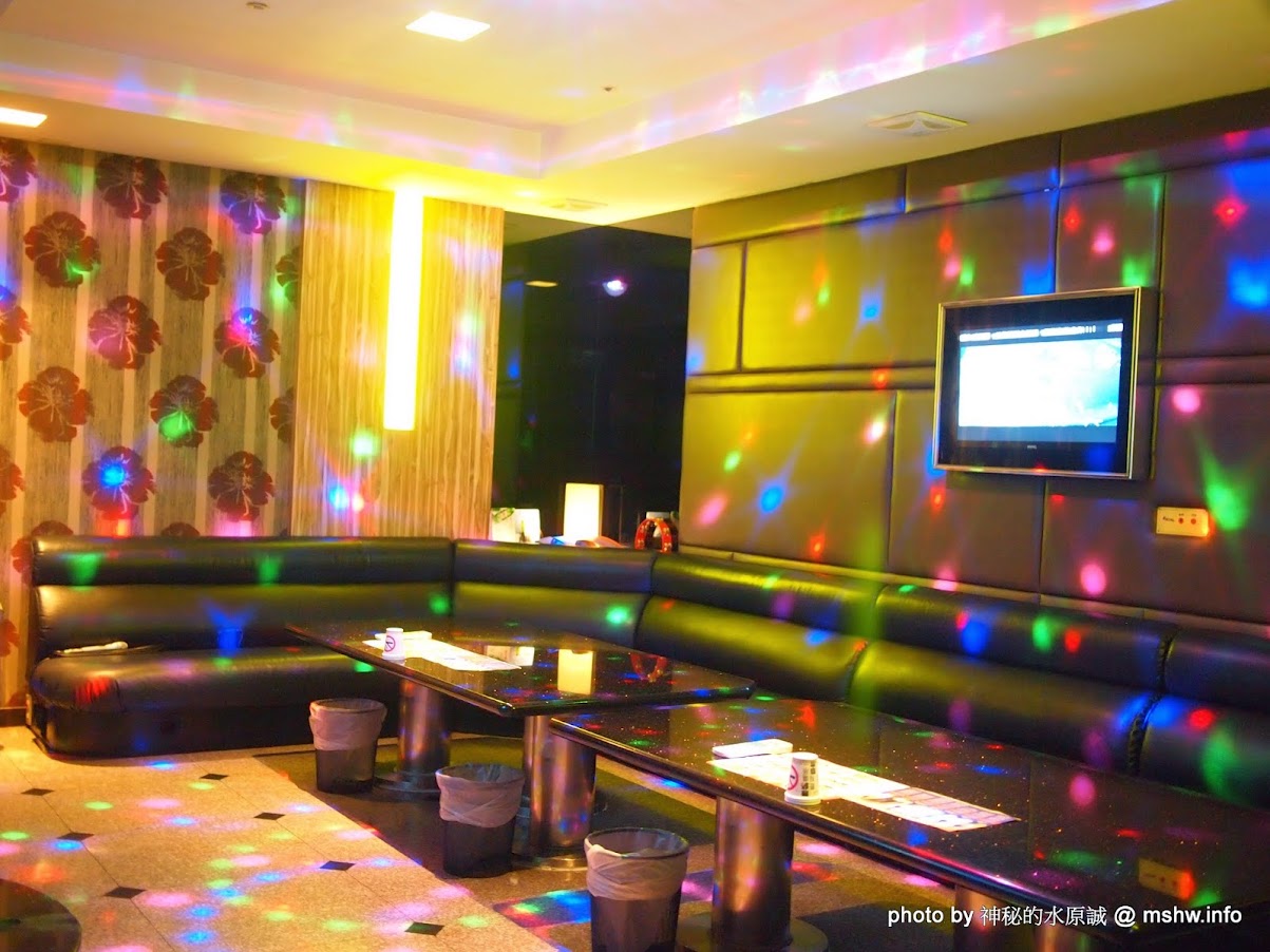 【景點】台中YES KTV 凱悅視聽歌城中港店@西區捷運BRT茄苳腳 : 環境舒適,菜色好吃,便宜又實惠的唱歌聚會優質選擇! 中式 區域 午餐 台中市 台式 合菜 嗜好 好康 娛樂 宵夜 捷運周邊 捷運美食MRT&BRT 新聞與政治 旅行 早餐 晚餐 景點 西區 試吃試用業配文 酒類 飲食/食記/吃吃喝喝 