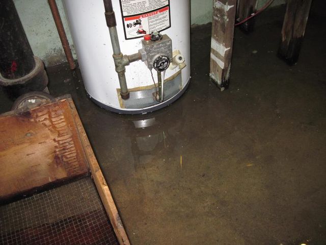 Burst Water Heater Damage Cleanup And Emergency Services