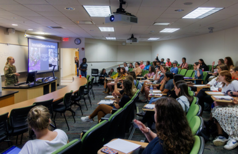 Students attending a VetPAC Fall Seminar.