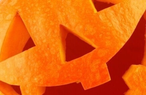 jack o latern carved pumpkin face