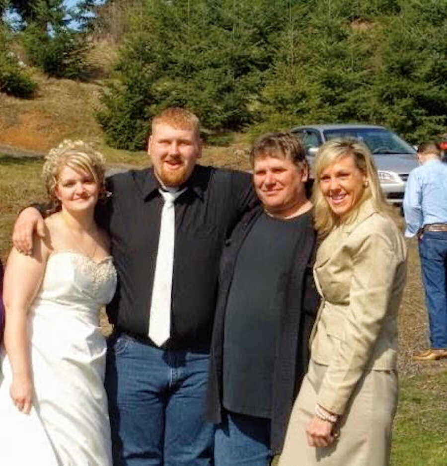 ‘Even in your darkest times, there is always a light.’: Domestic abuse survivor marries bodyguard hired to protect her (5) ‘Even in your darkest times, there is always a light.’: Domestic abuse survivor marries bodyguard hired to protect her (5)