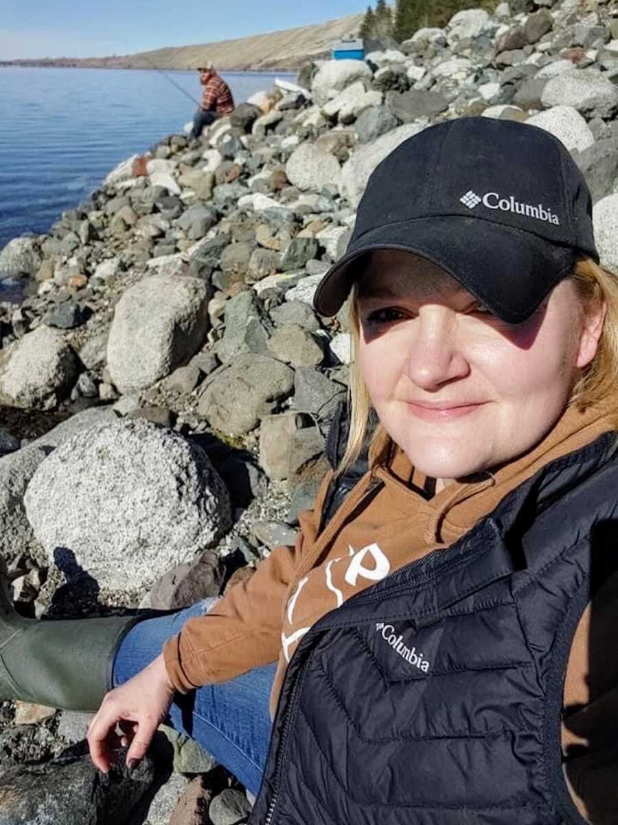 ‘Even in your darkest times, there is always a light.’: Domestic abuse survivor marries bodyguard hired to protect her (9) ‘Even in your darkest times, there is always a light.’: Domestic abuse survivor marries bodyguard hired to protect her (9)