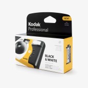 KODAK Professional 400TX TRI X 27 Exposures Black & White B&W Negative Film Single Use Disposable Camera (Expired Date 10-2023)