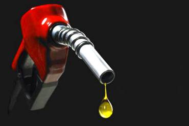 ¡PA’ ARRIBA! PDVSA considera precio cercano a Bs 2,6 por litro para la gasolina