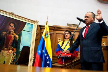 ¡CHÁVEZ VIVE, EL ENCHUFE SIGUE! Diosdado Cabello es juramentado como presidente de AN