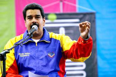 ¡EL COLMO! Maduro amenaza con expropiar empresas españolas si siguen ataques a Podemos