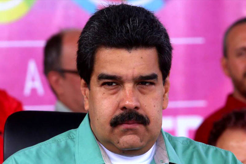 Nicolas-Maduro-preocupado-pensando