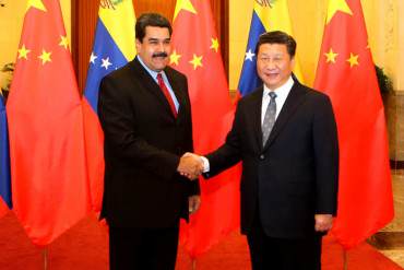 ¡RASPANDO LA OLLA! Venezuela negocia préstamos por 10.000 millones de dólares con China