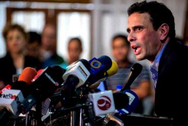 Capriles: «¿Dónde estará el enchufado que nos dijo que el Simadi destruiría al paralelo?»