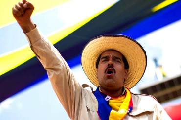 ¡LOS LOGROS DE NICOLÁS! Maduro llevó el dólar de 4,30 a 174 bolívares en tan solo dos años