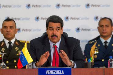¡INCREÍBLE! Maduro profundiza acuerdos con Petrocaribe con pérdidas al país de $50 millones