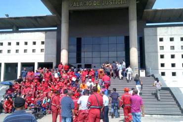 ¡LA PATRIA LOS SACUDIÓ! Protestaron trabajadores botados de PDVSA en Anzoátegui (+Fotos)