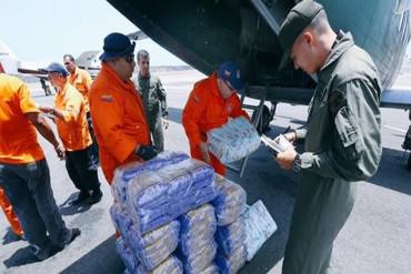¡EL MUNDO AL REVÉS! Venezuela envía 13 toneladas de alimentos y medicinas a Dominica