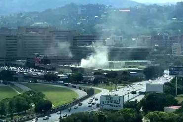 ¡LO ÚLTIMO! Desalojaron el Centro Comercial Ciudad Tamanaco (CCCT) por incendio de un local