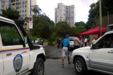 ¡SIGUEN LOS ABUSOS! Plan República intentó retener equipo de trabajo de periodistas en Caricuao