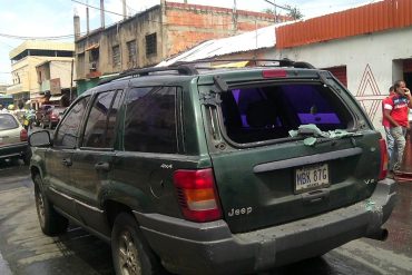 ¡NO PARAN! Violencia oficialista ataca puntos de validación en Aragua (+Foto)