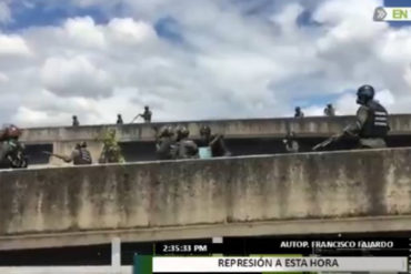 ¡ÚLTIMA HORA! Con lacrimógenas reprimen movilización opositora en la Autopista Francisco Fajardo