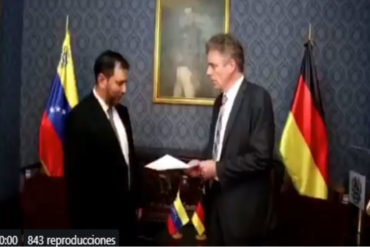 ¡SEPA! Gobierno venezolano entregó carta de protesta a Alemania por apoyar investigación contra Maduro (+Video)