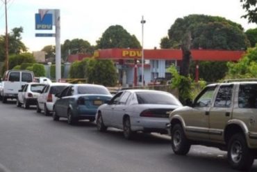 ¡PREOCUPANTE! Volvieron las colas por gasolina en Caracas tras el nuevo apagón general