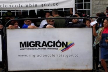 ¡OÍDO! “Es una decisión de México y no podemos intervenir”: Migración Colombia dijo que no puede “intervenir” en situación de venezolanos varados en aeropuertos (+Video)