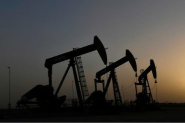 ¡SEPA! Caída de los precios del petróleo obliga a Maduro a enviar más barriles a China para saldar la deuda