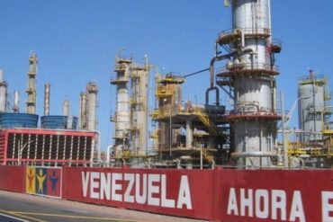 ¡DE MAL EN PEOR! “Pdvsa sigue sin producir ni una gota de gasolina”: La grave alerta de este trabajador petrolero