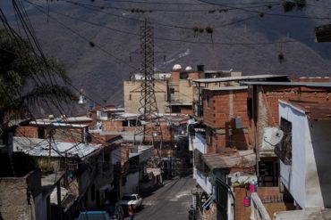 ¡LA CALAMIDAD DE SIEMPRE! Reportan fallas eléctricas en varias zonas de la Gran Caracas desde horas de la madrugada de este jueves #10Jun