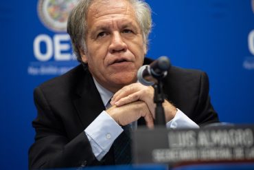 ¡INDIGNADO! Almagro calificó de «inaceptable» la amenaza de Rusia sobre despliegue militar en Venezuela y Cuba para contener a EEUU
