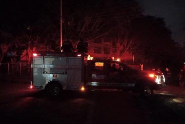 ¡LO ÚLTIMO! Reportan un nuevo incendio en las instalaciones de la UCV la noche de este #19Jul