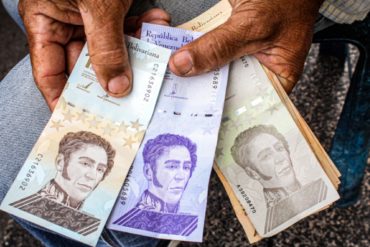 ¡ASÍ LO DIJO! Henkel García sobre la crisis económica en Venezuela: «El dólar llegó para quedarse, pero no como moneda única»