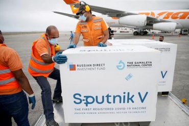 ¿OCULTAN ALGO? Sputnik V informó en Twitter que llegó un nuevo lote de vacunas a Venezuela, pero después eliminó la publicación