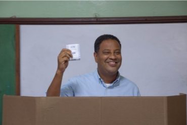¡LO QUE FALTABA! Suspendida juramentación del alcalde electo en Maracaibo por retrasos del CNE en la entrega de las credenciales (+Detalles)