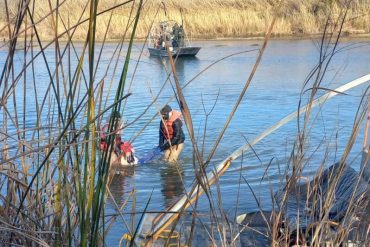 ¡TRAGEDIA! Recuperan el cuerpo de la niña venezolana que se ahogó en el cauce del río Bravo