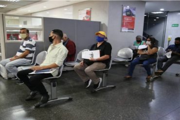 ¡LE MOSTRAMOS! Así reaccionaron los venezolanos a la vuelta de los bancos a sus horarios habituales (+Video)
