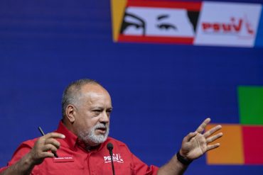 Diosdado Cabello dice que EEUU «no ha levantado ninguna sanción» a Venezuela y mete cizaña: «Dudo que las levanten»
