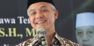 Ganjar Pranowo menanggapi isu dirinya dilarang ke luar Jawa Tengah oleh PDI Perjuangan
