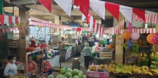 Sambut HUT Kemerdekaan RI, Inilah yang Dilakukan Pedagang Pasar Kliwon Temanggung